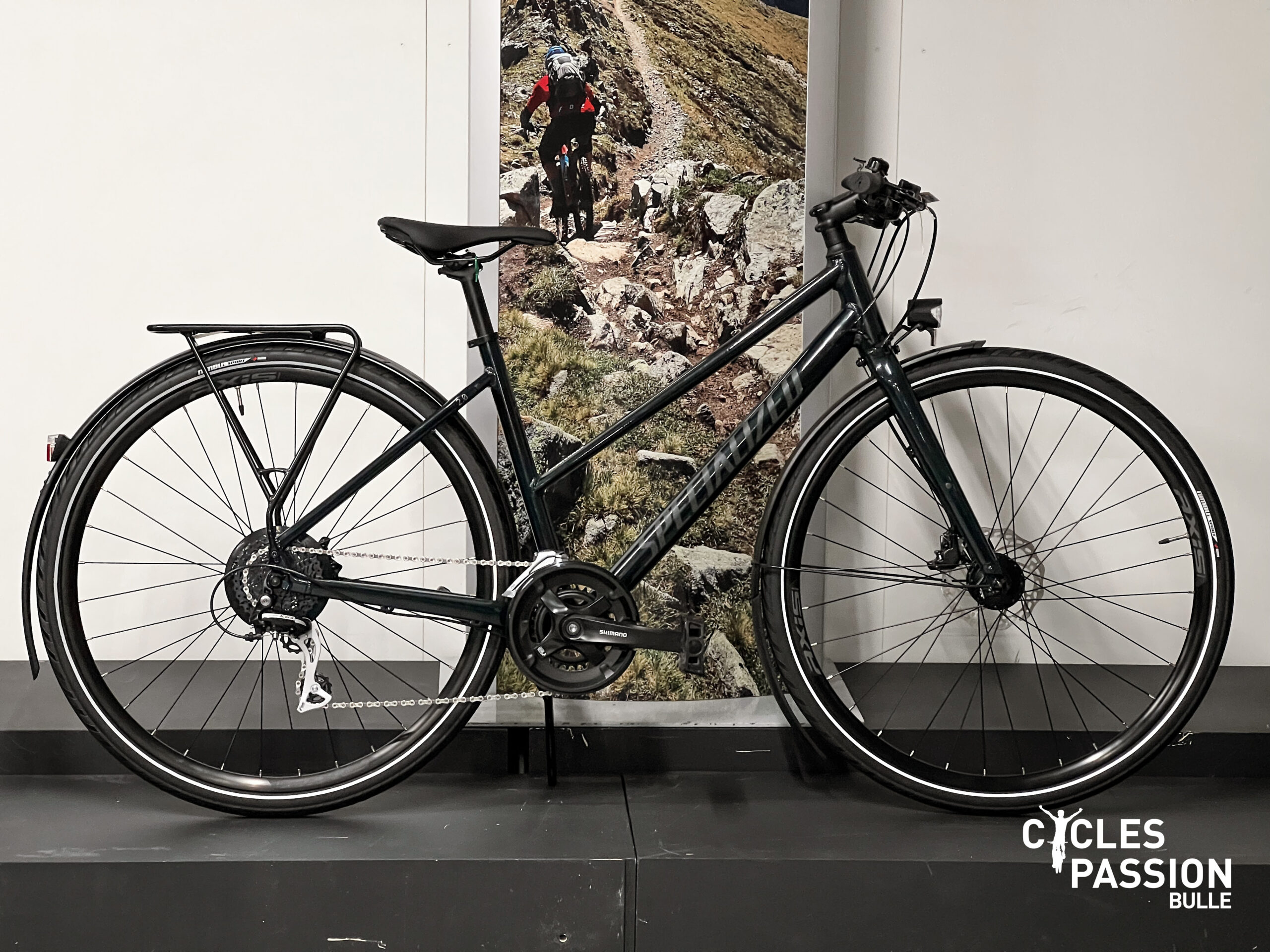 Specialized Sirrus 2.0 EQ